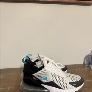 Nike women’s  Sneakers White Black Teal